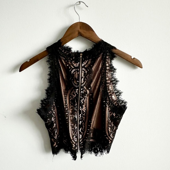a.peach black lace sleeveless top - Picture 2 of 8
